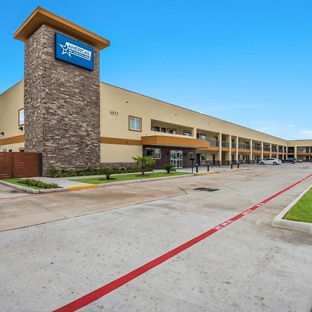 Americas Best Value Inn & Suites Houston At Hwy 6 Exteriör bild